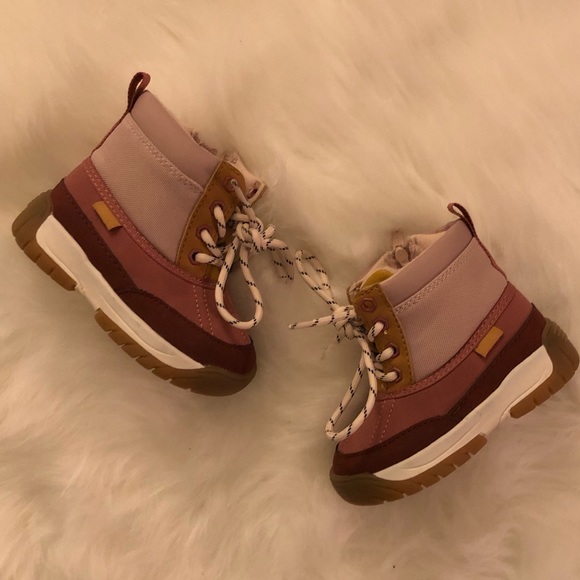 ZARA high top winter boots toddler - EU 21 - Picture 1 of 5